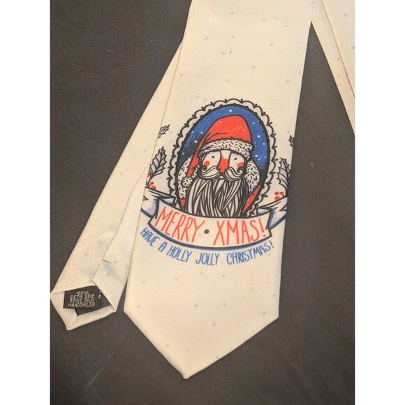 White Christmas tie - Picture 1 of 3